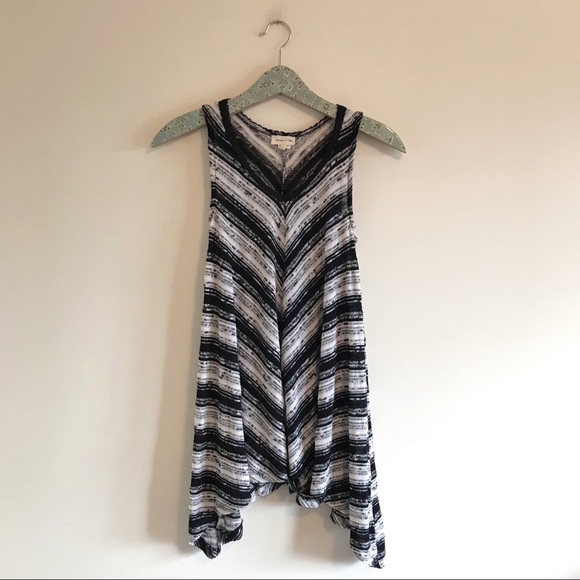 Meadow Rue | Sleveless Knit Chevron Top - Picture 1 of 7